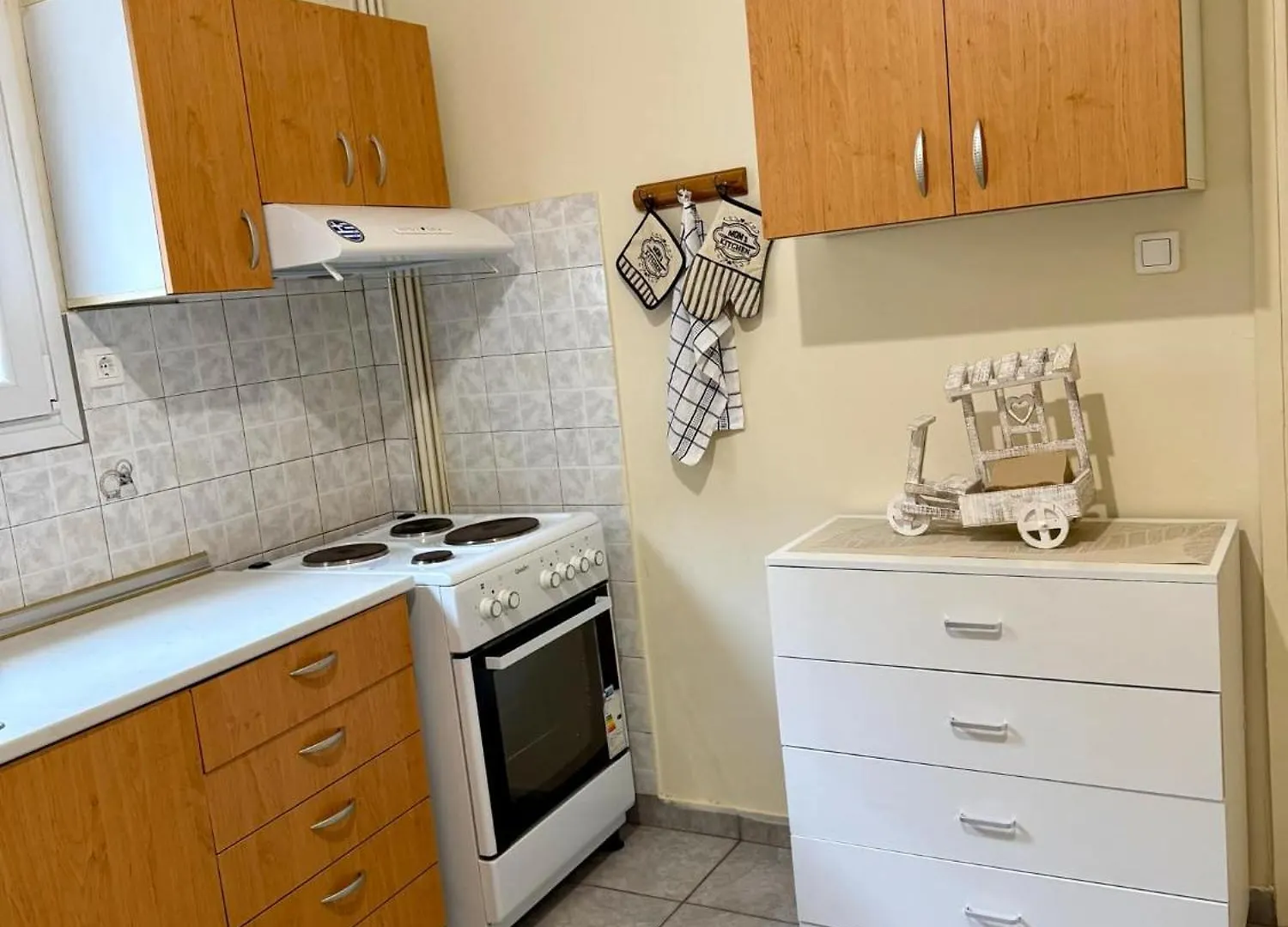 Two Bedroom Cozy Apartment In Ano Poli Thessaloníki 0*,  Grekland